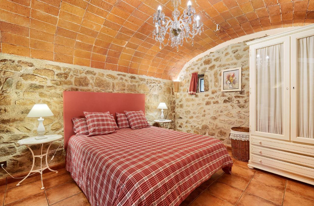 Cal Bisbe, Your Rural Holiday Home Capmany Luaran gambar