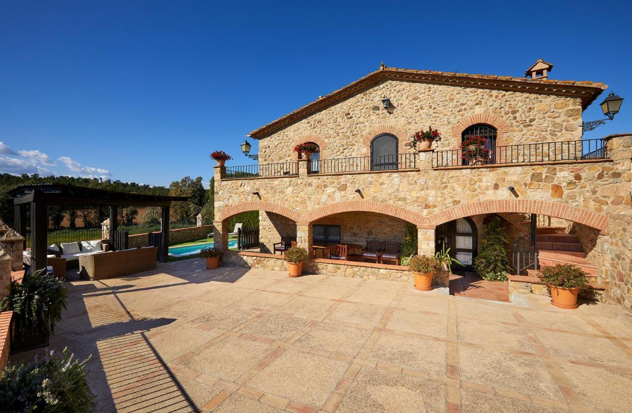 Cal Bisbe, Your Rural Holiday Home Capmany Luaran gambar