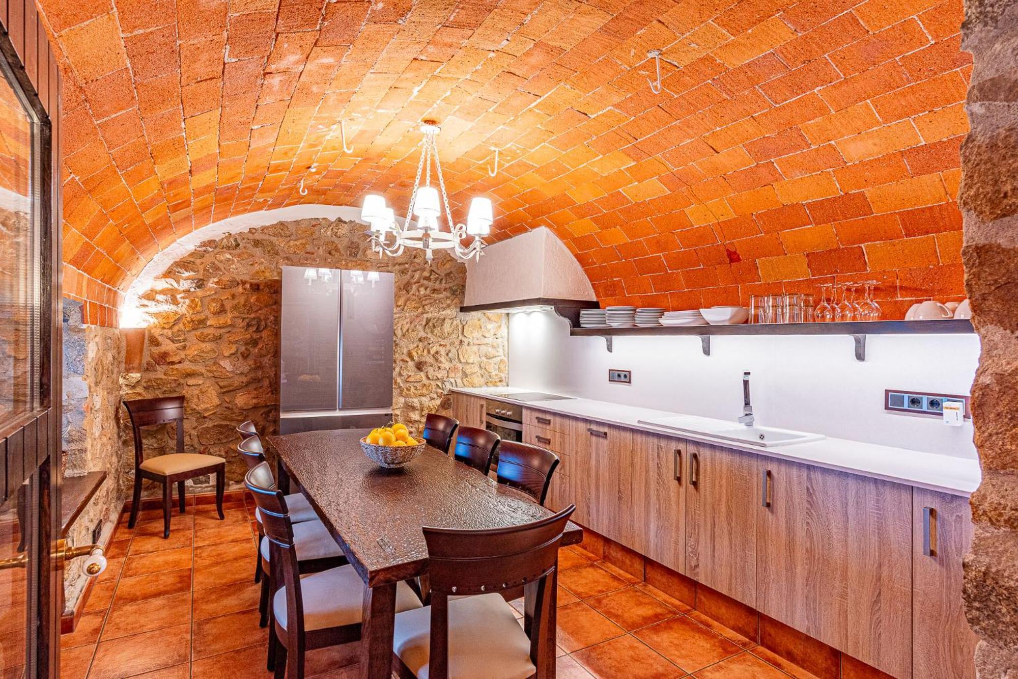 Cal Bisbe, Your Rural Holiday Home Capmany Luaran gambar