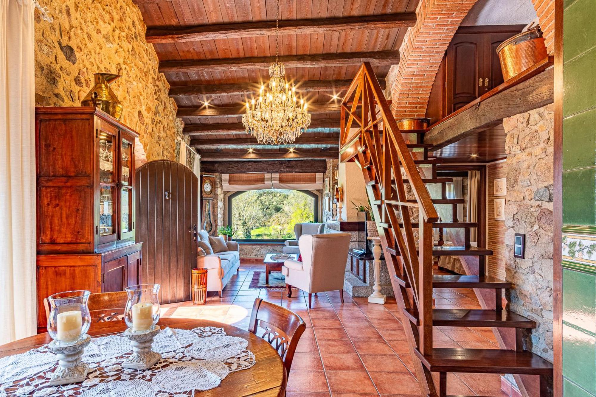 Cal Bisbe, Your Rural Holiday Home Capmany Luaran gambar