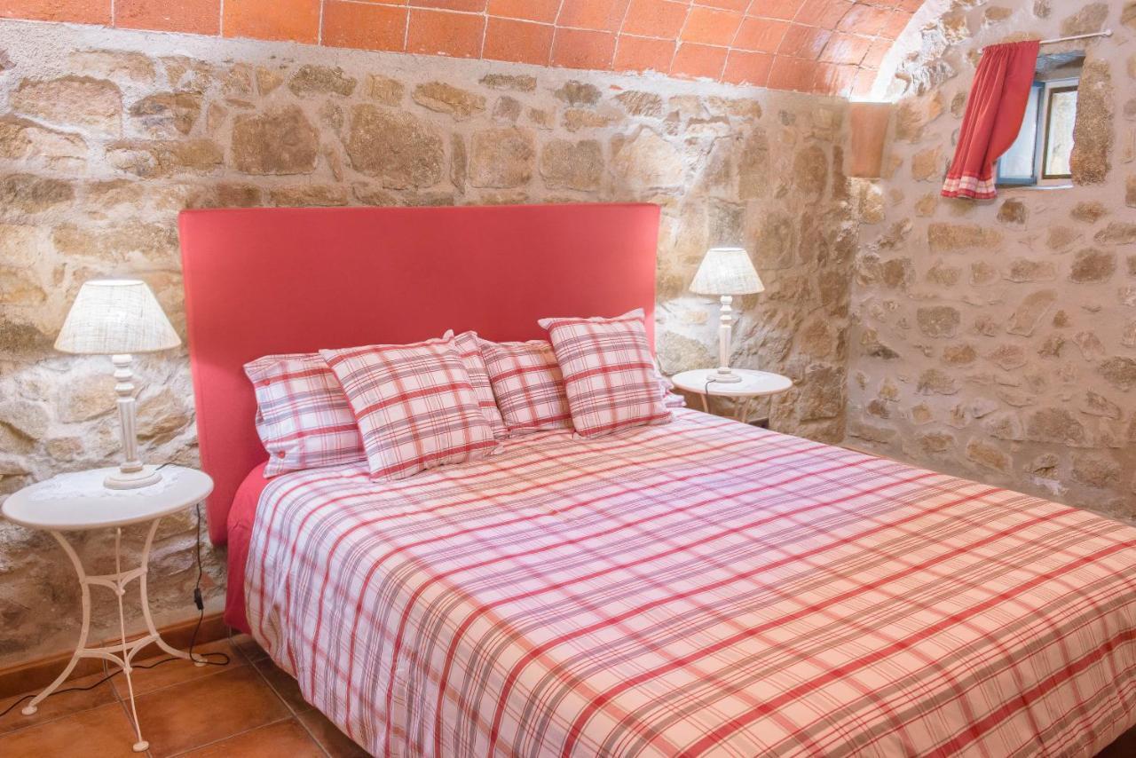 Cal Bisbe, Your Rural Holiday Home Capmany Luaran gambar